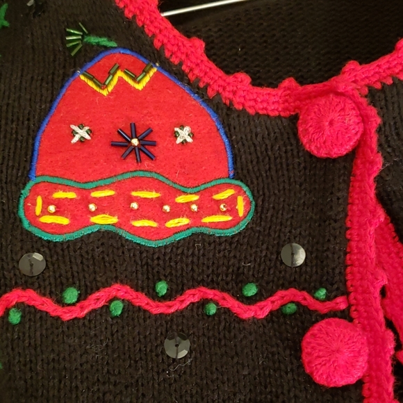 Ugly sweater - Picture 3 of 3